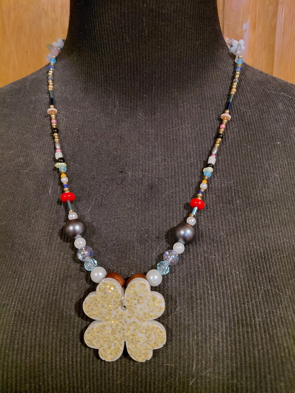 Beaded Four-Leaf Clover Necklace with Cream Pendant - Women’s Fashion Jewelry